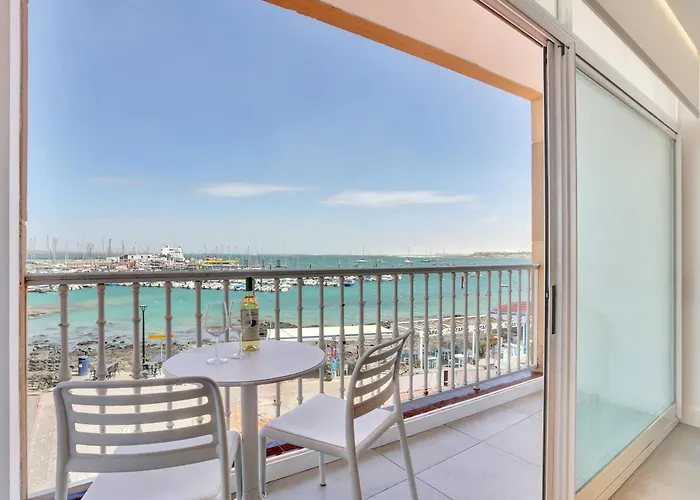 Alba & Daniel's Con Vista Su Lobos, Appartement