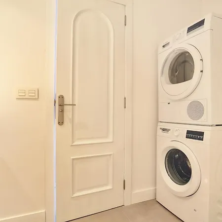 Alba & Daniel's Con Vista Su Lobos, 科拉雷侯