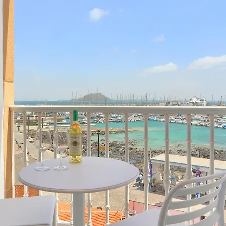 Alba & Daniel's Con Vista Su Lobos, Apartamento Corralejo