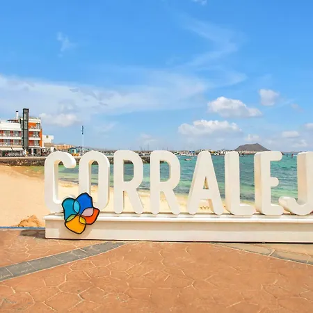 Alba & Daniel's Con Vista Su Lobos,